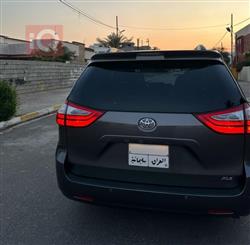 تويوتا سيينا